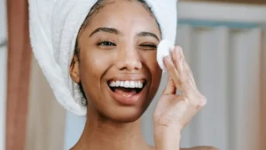 olution visage pour peau sèche déshydratée avec nettoyage doux et respect de la barrière cutanée