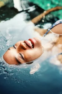 Solution bien-être AquaNova de Hodygé pour améliorer l’hydratation du visage sec et déshydraté
