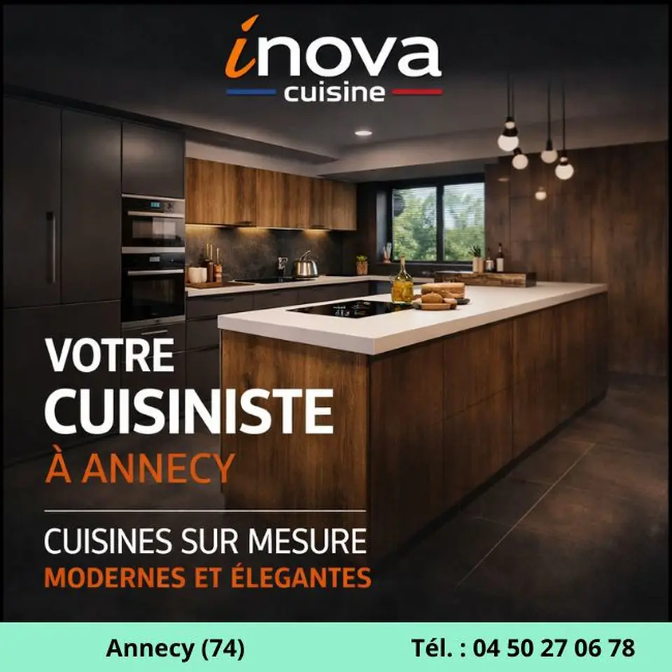 Cuisiniste Annecy 74 pas cher proposant cuisine sur-mesure moderne bois et noir à prix accessible
